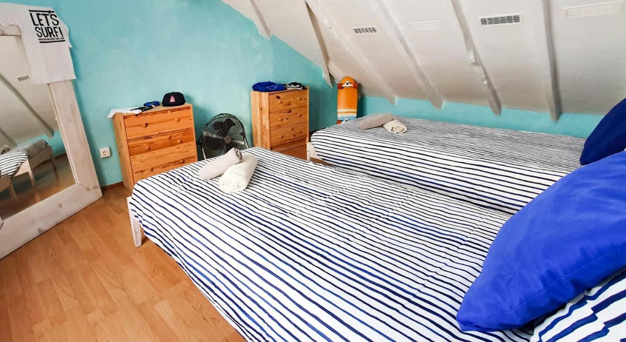 Ericeira Surf Camp Hostel Exterior photo