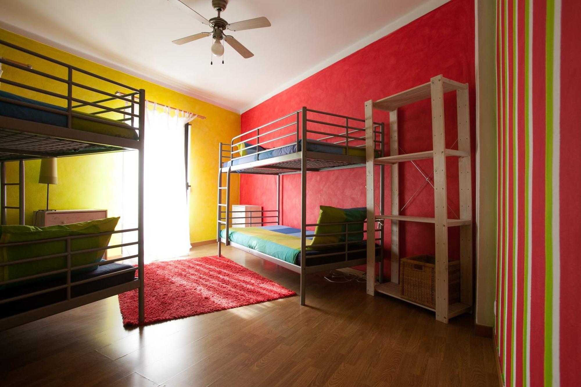 Ericeira Surf Camp Hostel Room photo