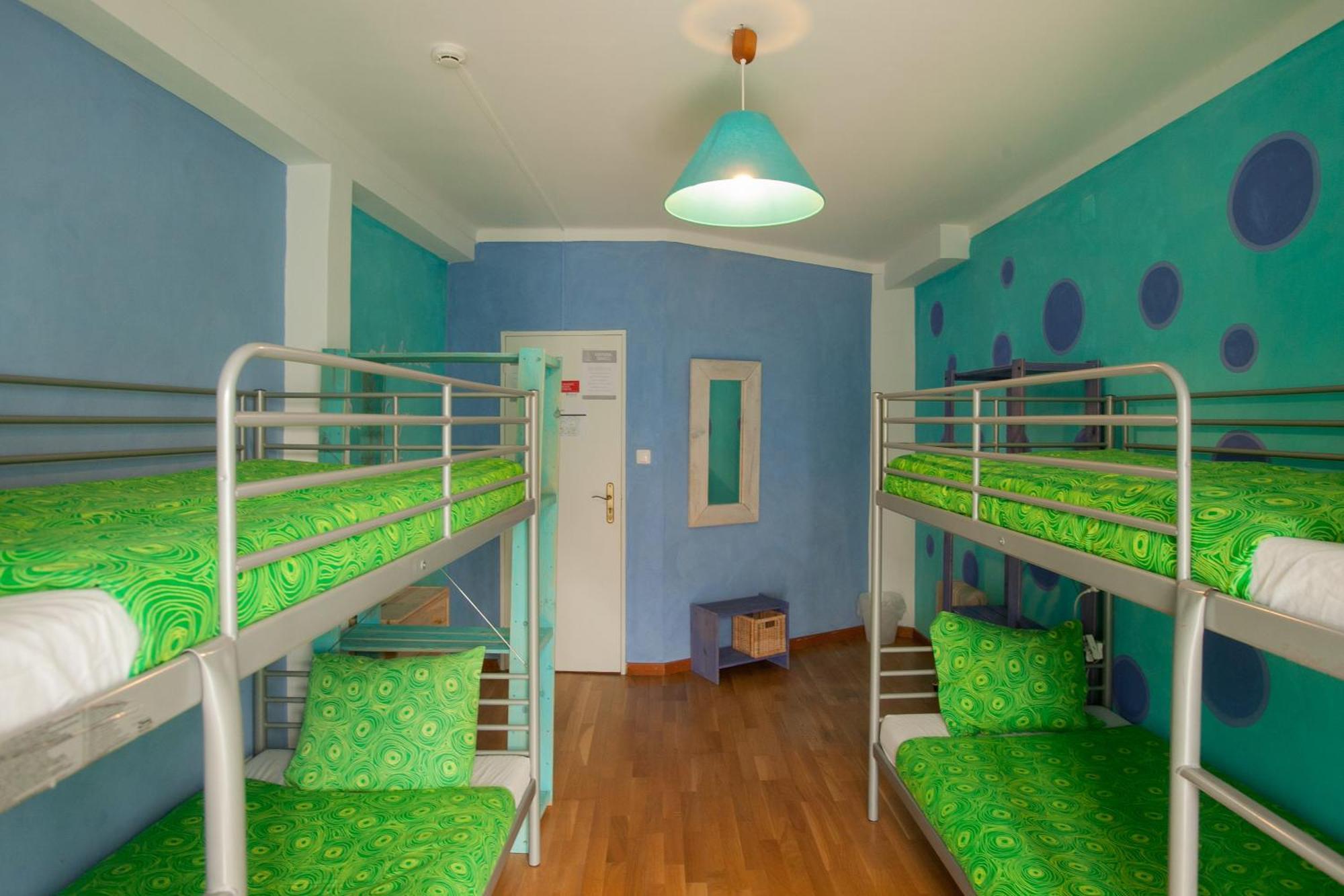 Ericeira Surf Camp Hostel Room photo